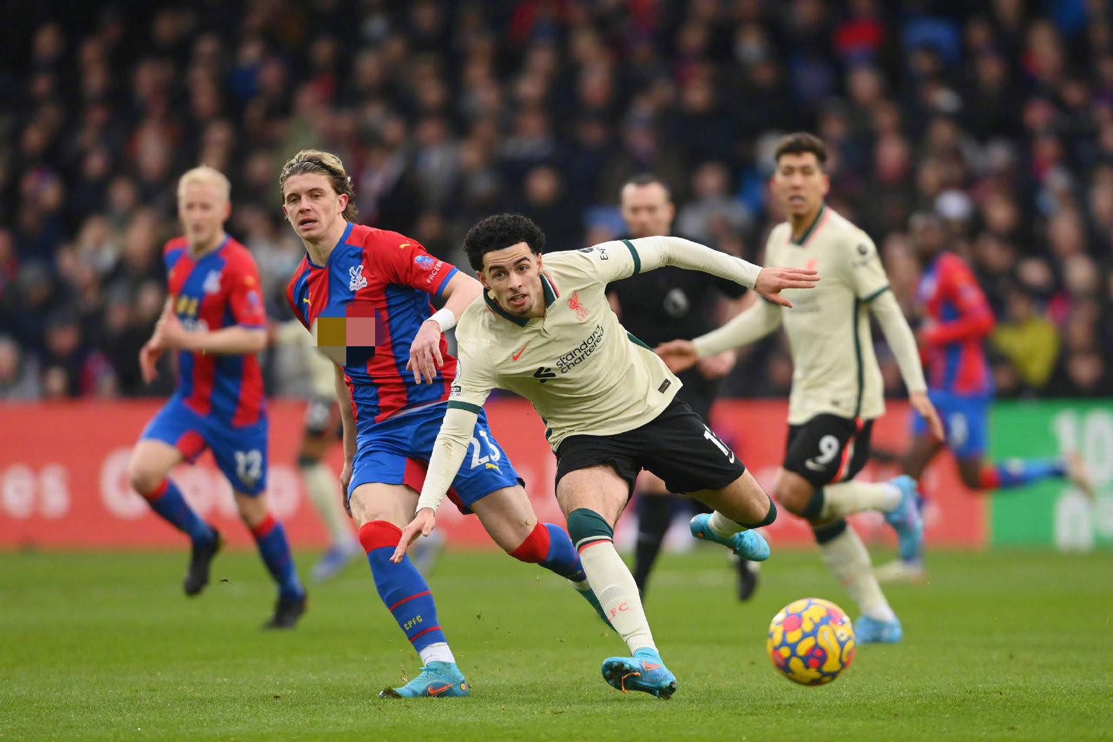 比賽的前半 比賽的前半