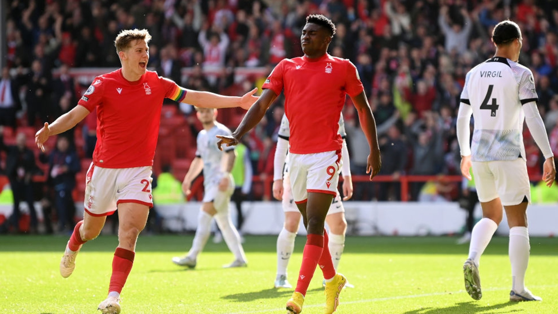 参与比赛更 参与比赛更