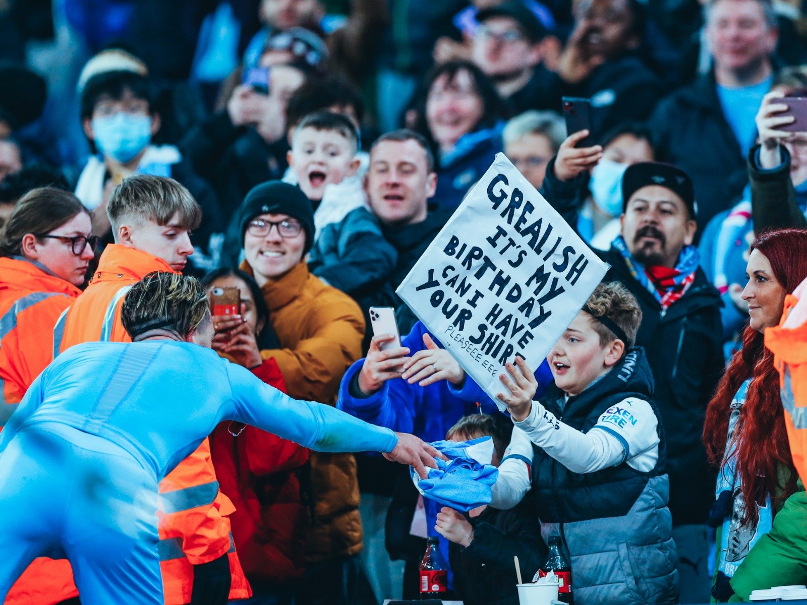 是巨大的 是巨大的